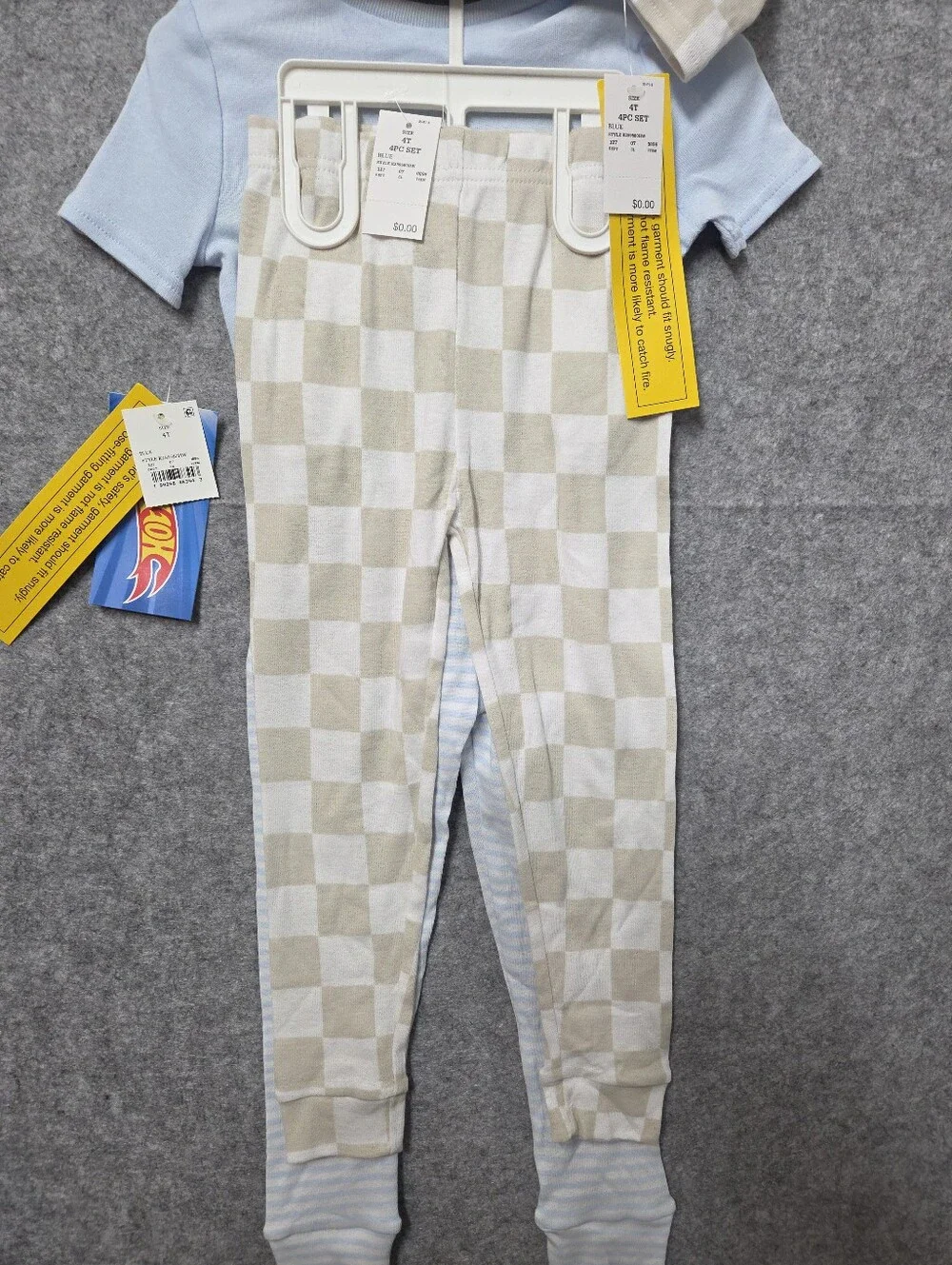 Hot Wheels Kids Blue & Beige Racing Pajama 4 Piece Set 4T Nwt